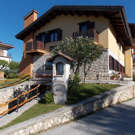 Hotel Altopiano Delle Rocche 로카디메조 외부 사진